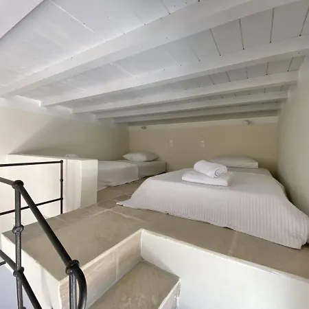 Дом отдыха Fournos Кимолос